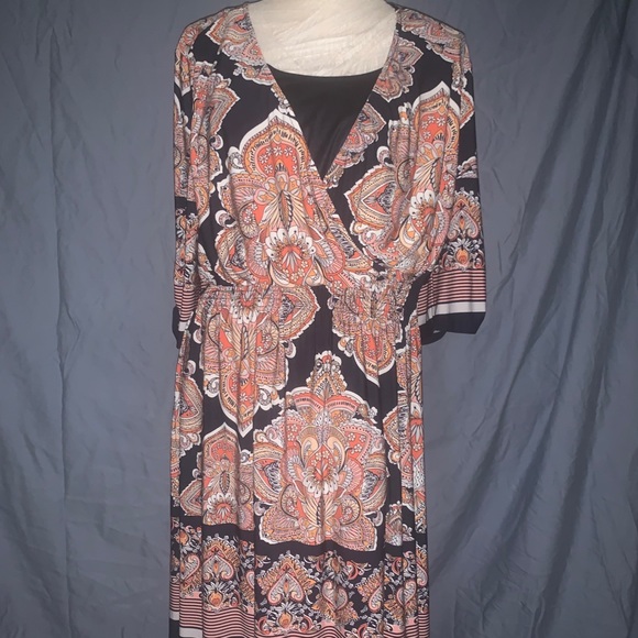 3/$25! EUC Paisley Navy Blue Faux Wrap Dress